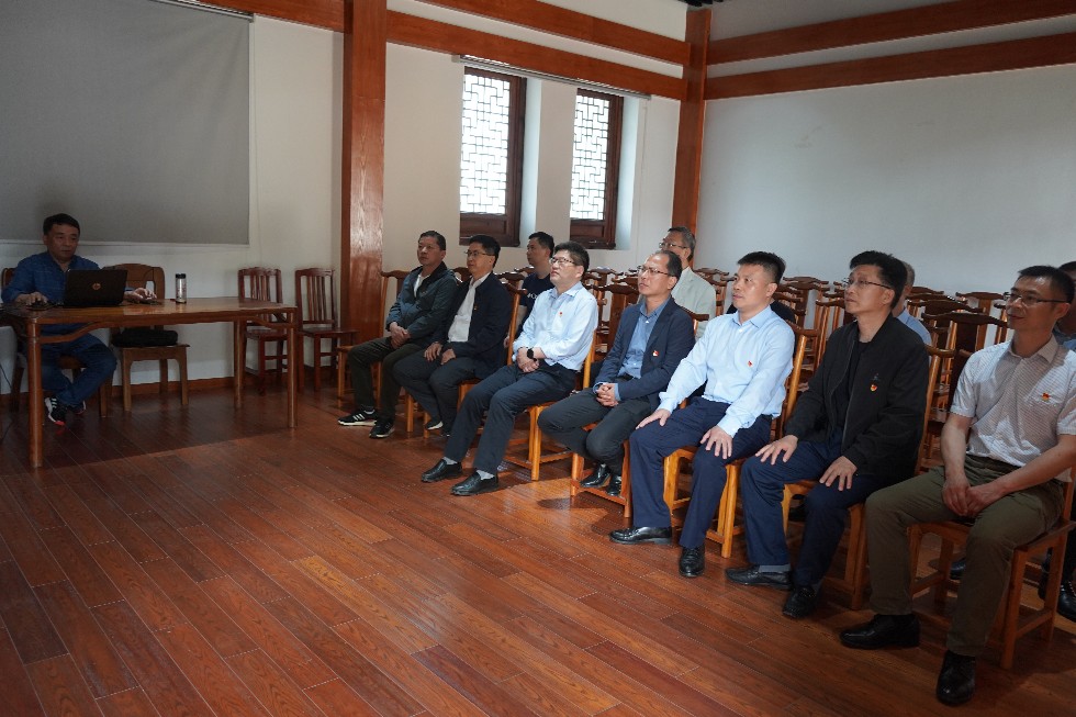 4.銅陵移動(dòng)公司組織開(kāi)展“強(qiáng)黨性 正黨風(fēng) 肅黨紀(jì)”黨紀(jì)學(xué)習(xí)教育主題活動(dòng)3.JPG